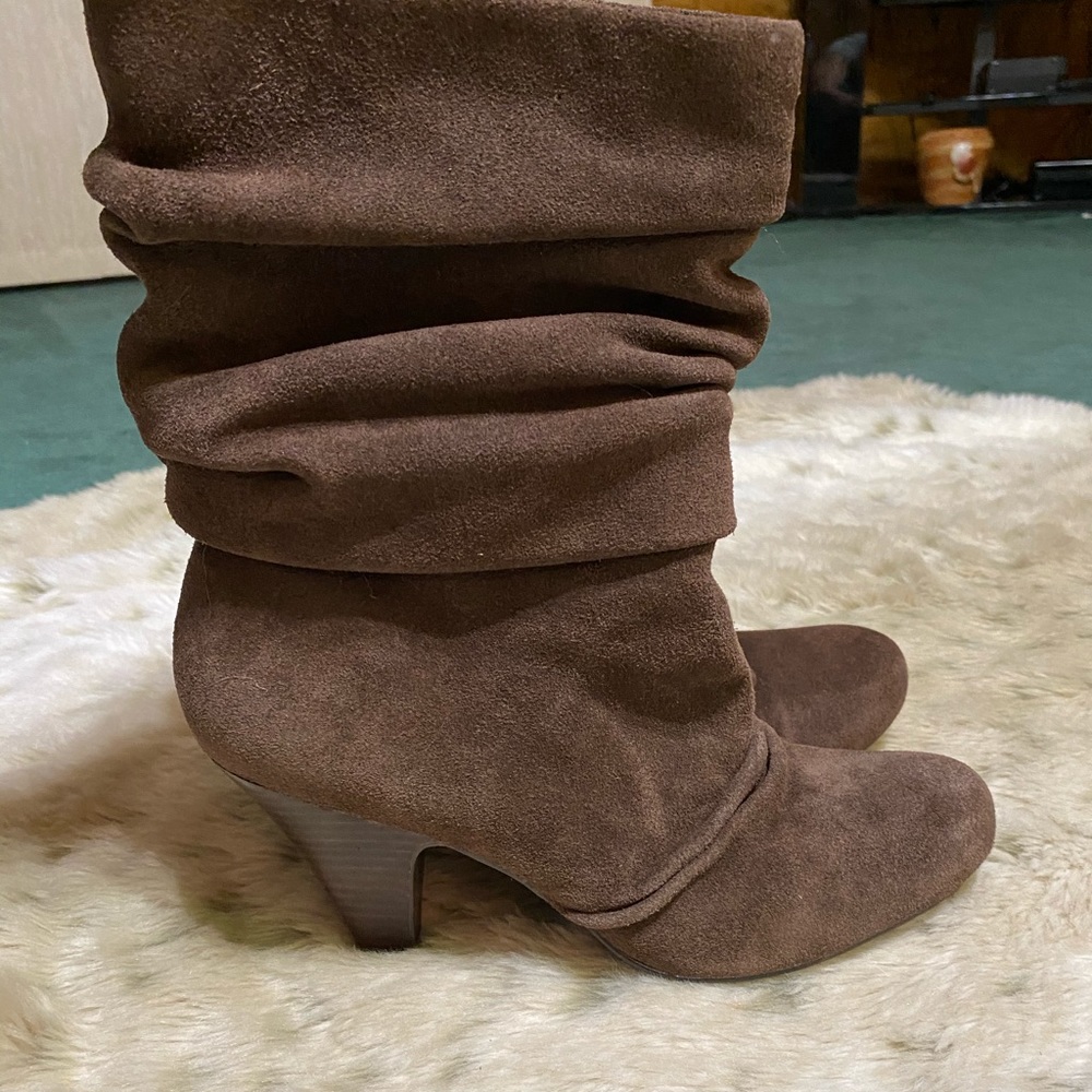 Jessica Simpson brown suede slouch boots size 10